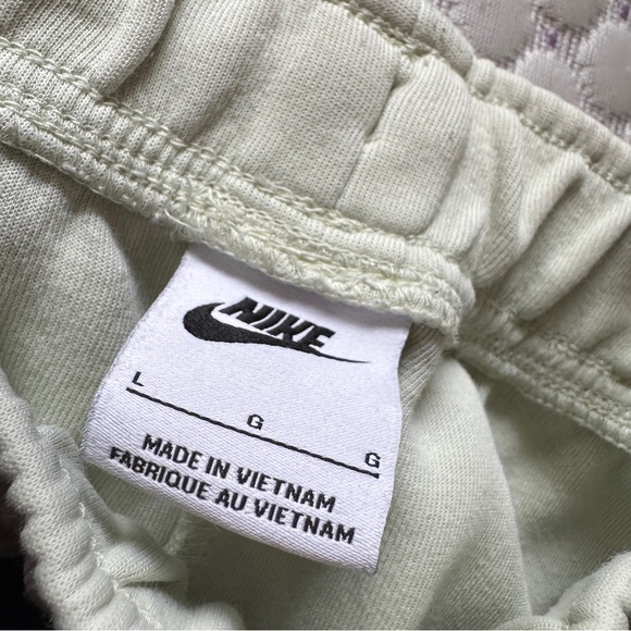 Nike Sportswear Tech Fleece Jogger Pants Lime Ice Black Size L - Picture 11 of 12